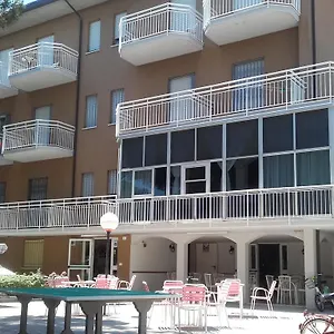 Toschi , Lido di Classe Italia